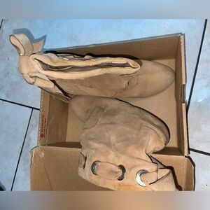 Bakers Gray Suede mid-calf Chunky Heel Pull-on Slouch Boots Buckles sz 7 1/2W